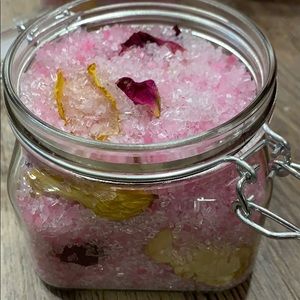 Rose Bath Salts with Rose Petals